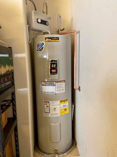 https://goldstarplumbingaz.com/wp-content/uploads/2021/10/water-heater-installation-1.jpeg