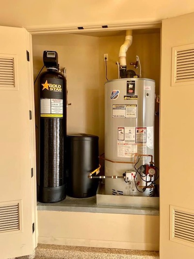 An image of a water heater provided by Gold Star Plumber Gilbert